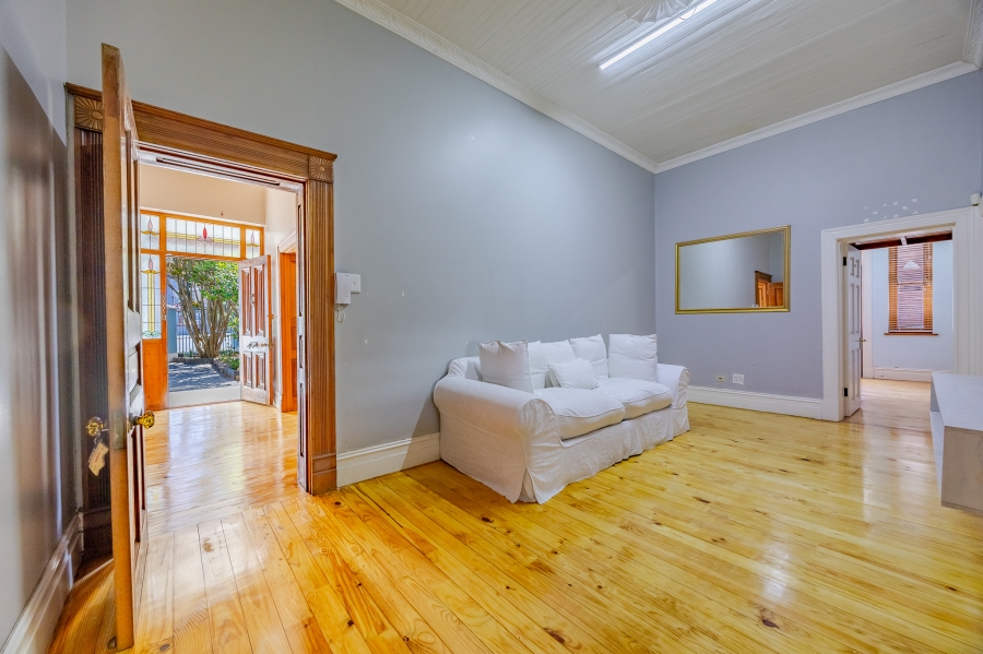 7 Bedroom Property for Sale in Wynberg Western Cape